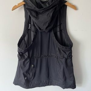 LULULEMON Black Lightweight Running Vest
